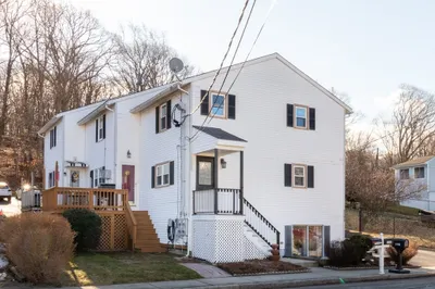 3753 N Main St #1 1