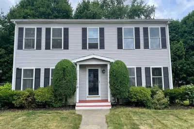 5 Garrett Dr