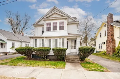 105 Larkspur #105
