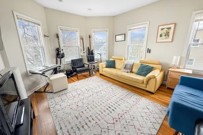 107 Columbia Street #3 1
