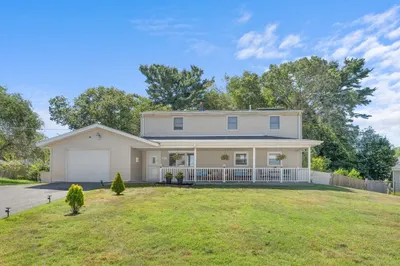 97 Ardsley Cir 1
