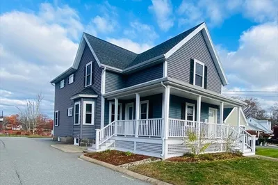 253 Lynn St 1