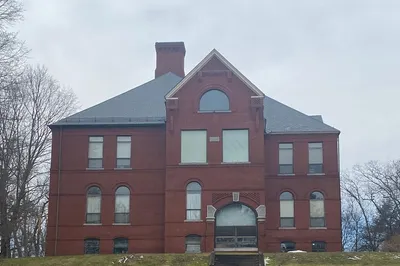 149 Andover St #11