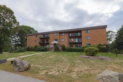 181 Littleton Rd Bldg 7 Rd #242 1