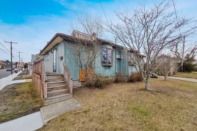 54 Slocum St 1