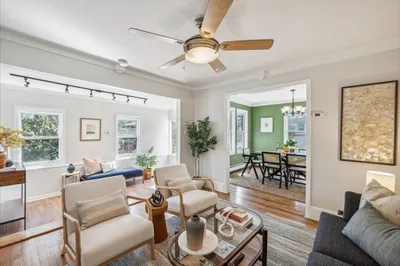 46 Roosevelt Rd 1