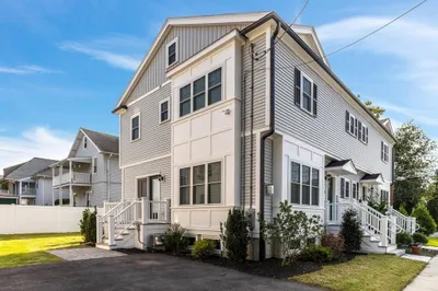13 Edith Ave #13