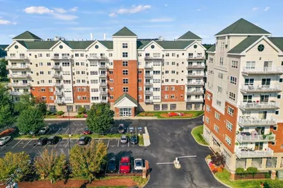 527 Pawtucket Boulevard #401 1