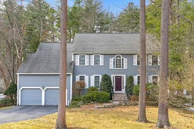 4 Hancock Ln 1