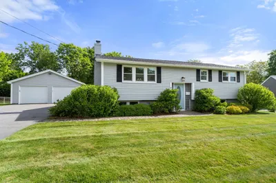 21 Eaton Drive 1