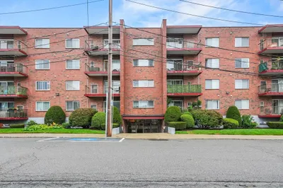 10 Foster Street #506 1