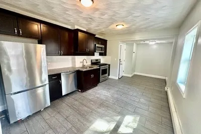 125 Bow St #2R