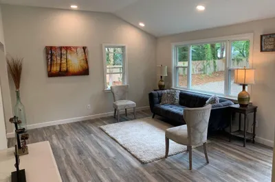 99 Oakview Ter