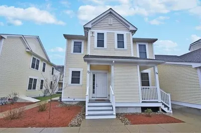 855 Main St #33 1