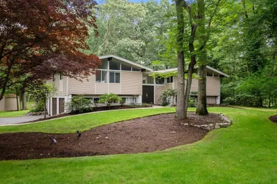 9 Indian Ridge Road