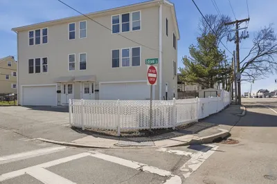 82 Edison St #82 1