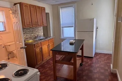 36 Lynde Street #1 1