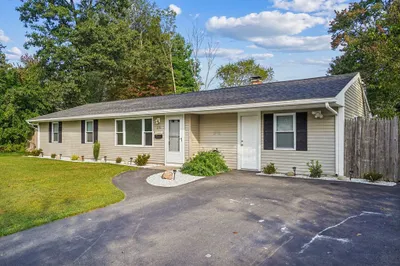176 Coe Rd 1