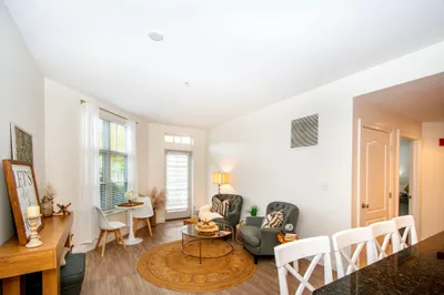 501 Commerce Dr #3-113 1
