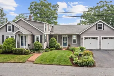 54 Lakeside Dr 1