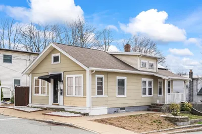35 Sylvester St