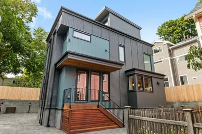 8 Holworthy Terrace #8 1