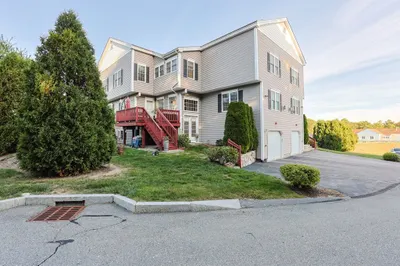 8 Patriots Blvd #8 1