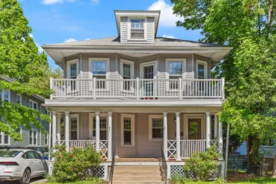 21 Oriole St #1