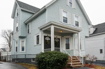 30 Grace St