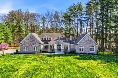 11 Fairway Dr 1