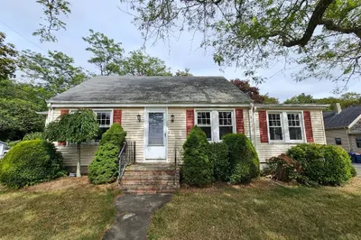 1338 Rockdale Ave