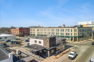 245 Main St