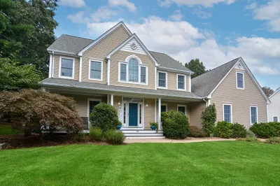 55 Grandview Dr 1