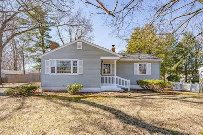 106 Garland St 1