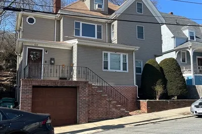 114 Henry Ave #2