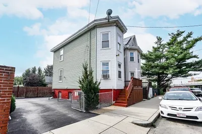 291 Carter St