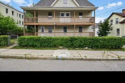 390 Parker St 1