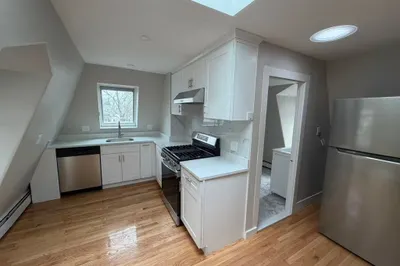 6 Channing St #3 1