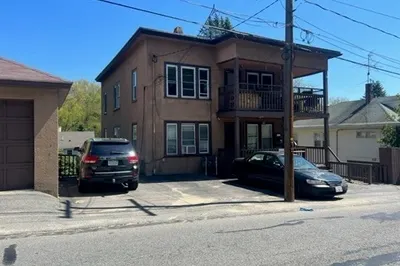 313 Canton St