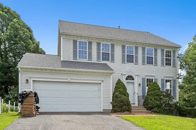 13 Jasmine Dr 1