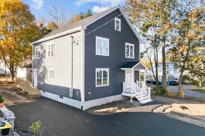 271 Ames St 1