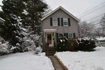 115 S Main St
