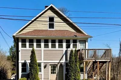 59 East St