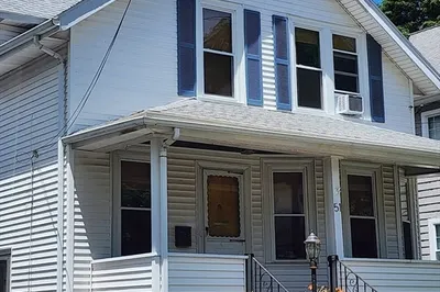 51 Fairmont St 1