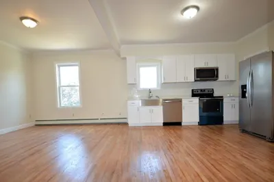 40 Etna St #2