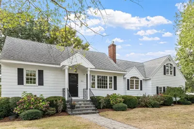 103 Lexington Rd 1