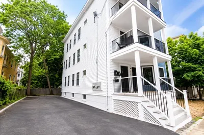 3 Evergreen Ave #3 1