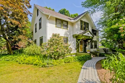 2 Irving Street 1