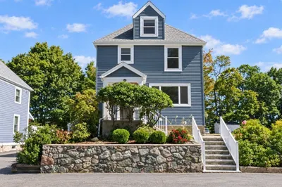 10 Oak St #1 1