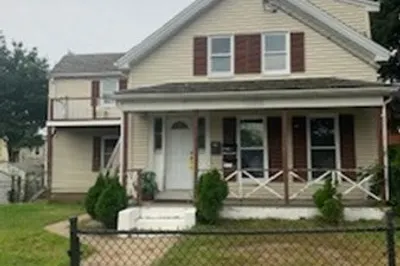 79 Main St